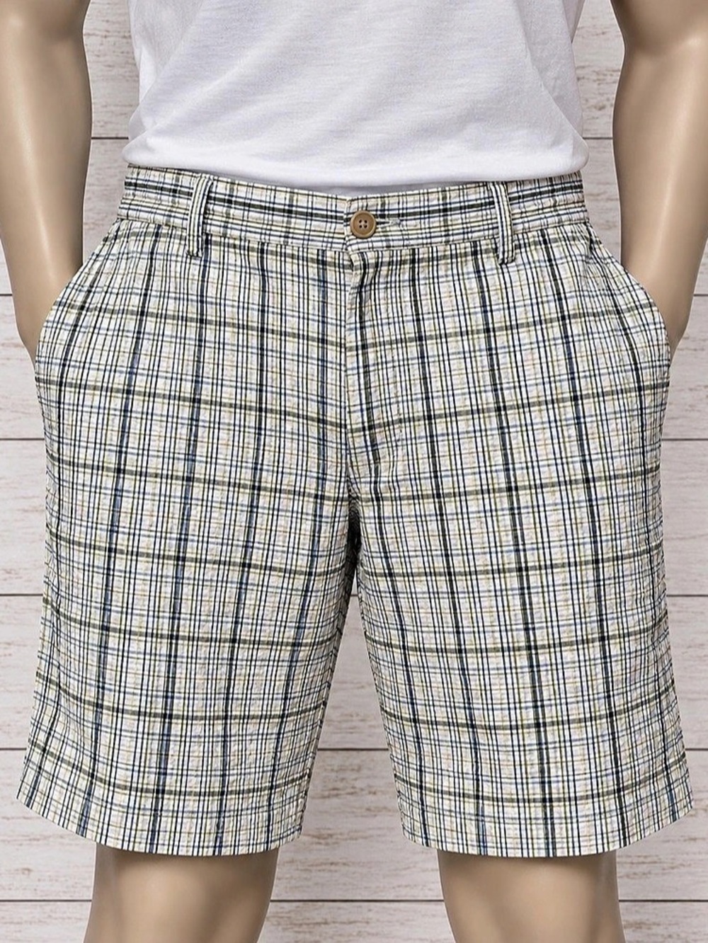 IZOD Men’s Size 40 Plaid Shorts Blue Green Yellow Flat Front